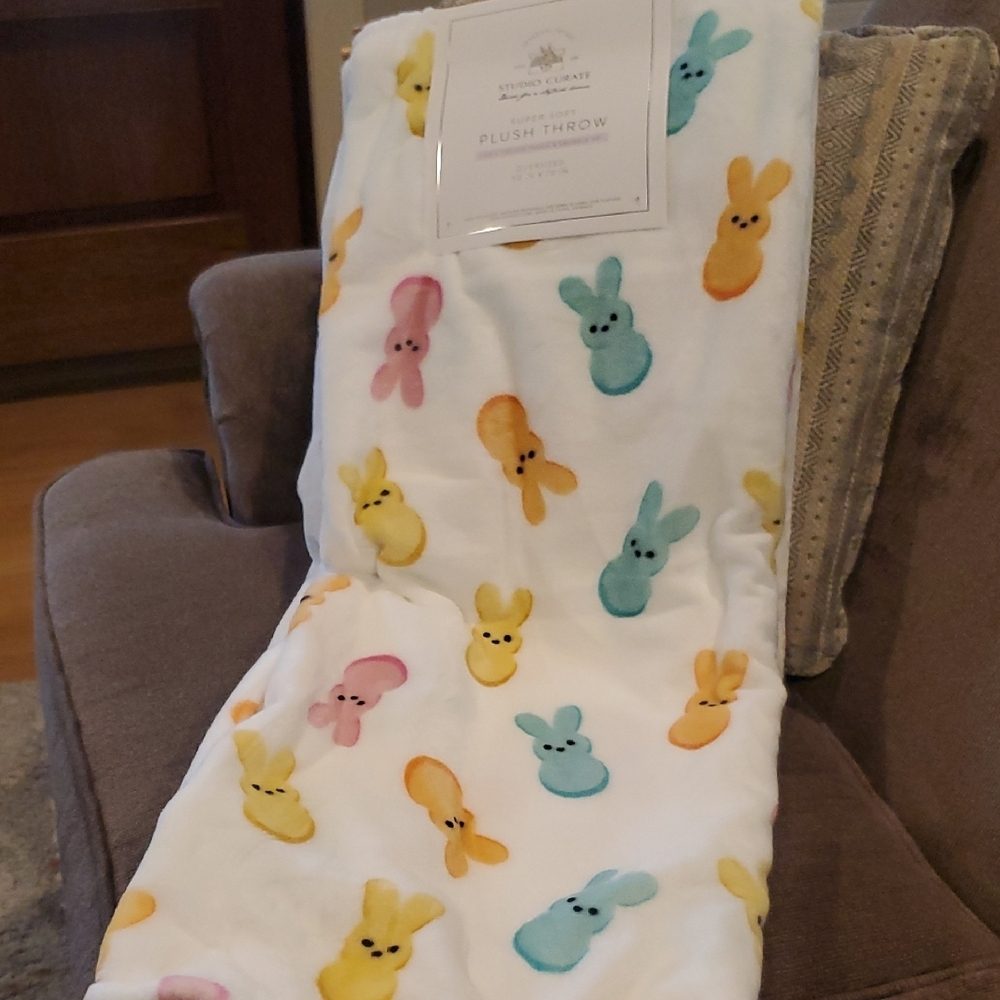 Viral Peeps Easter Bunny Plush Throw Blanket-NWT